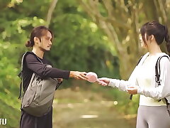 Qin Kexin's Wild Debut
